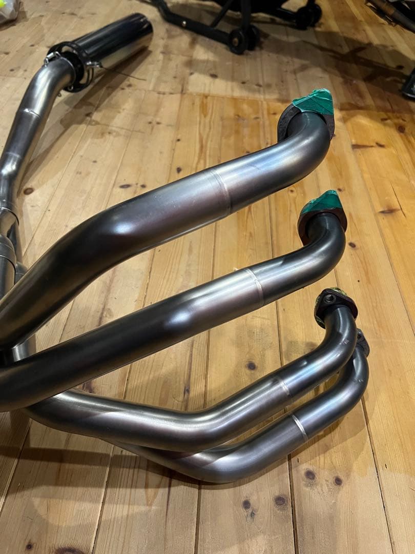 期間限定値下CB1300SB SC54 2007年チタンマフラー本体 4-2-1