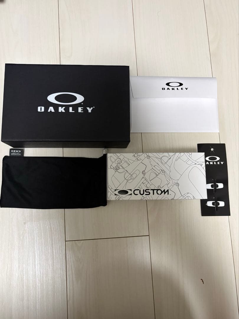 preeyOakley オークリー サングラス BATWOLFcustom