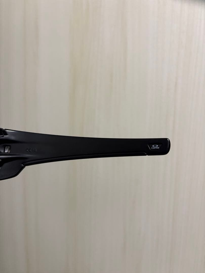 preeyOakley オークリー サングラス BATWOLFcustom