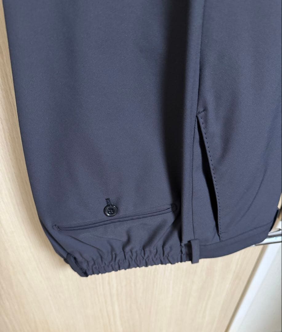 【ゴッチ】ラルディーニ 春夏セットアップ 48 墨黒色 国内正規品