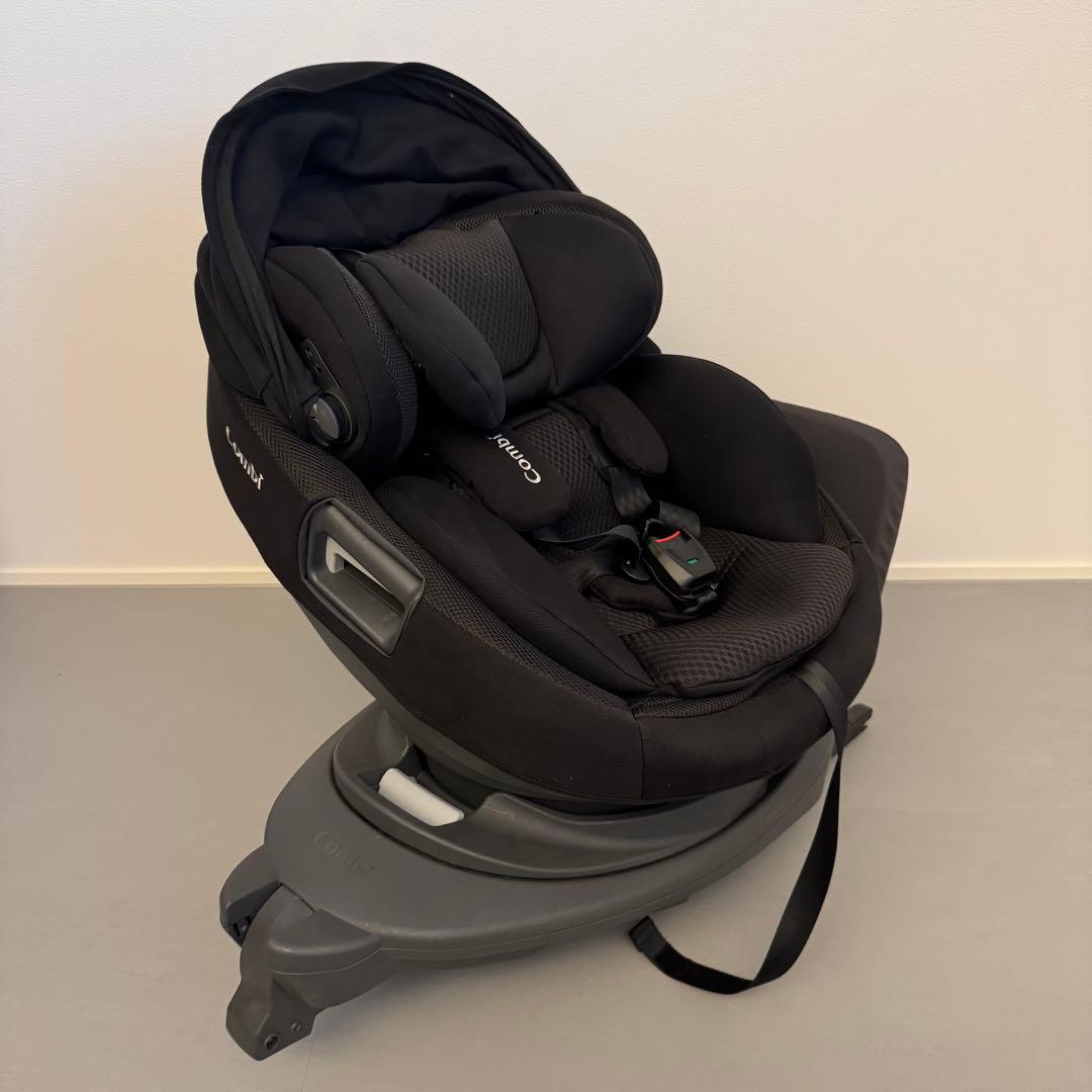 Combi 車用チャイルドシート ブラック