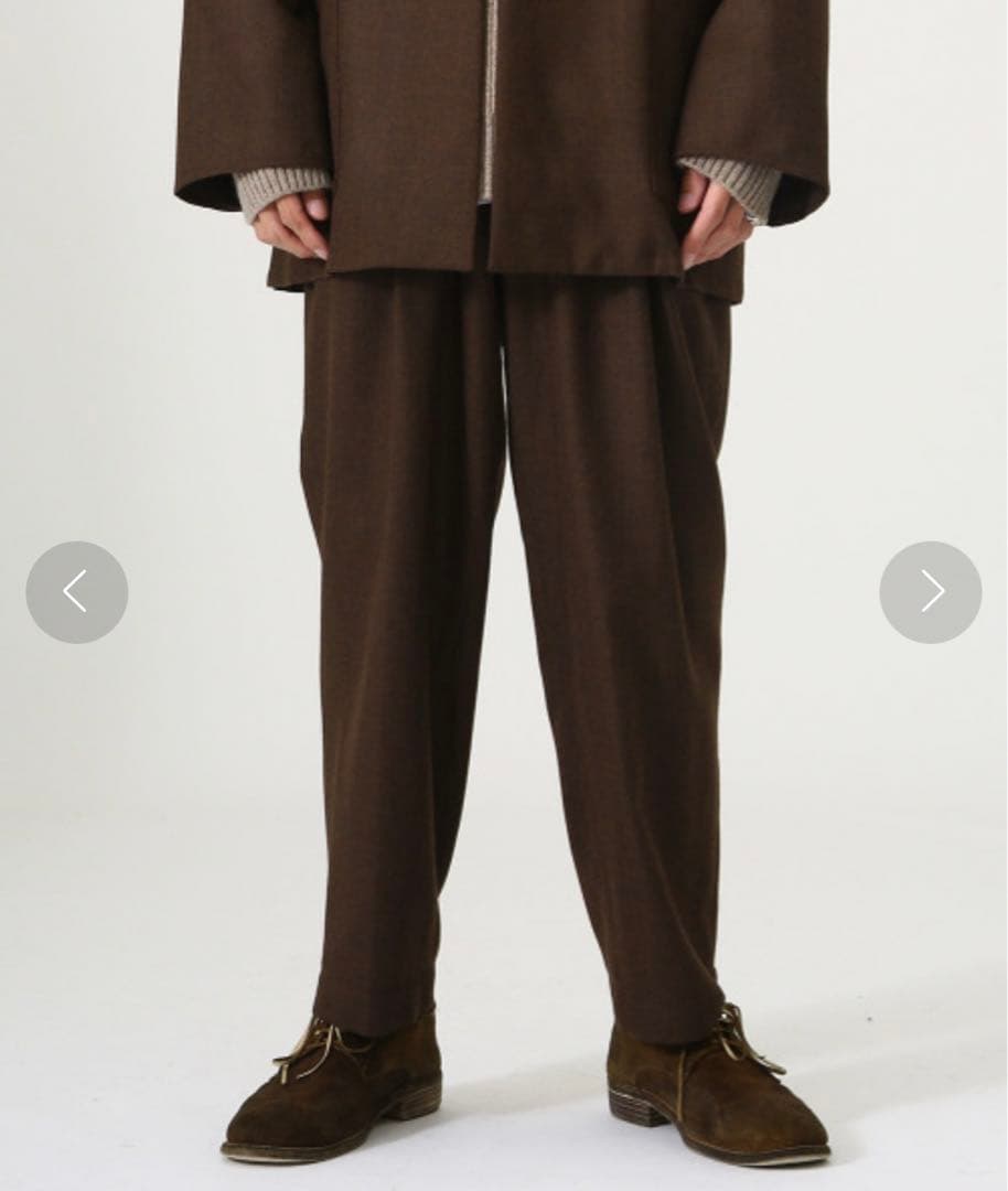 ブラウン ノーカラージャケットとパンツセット