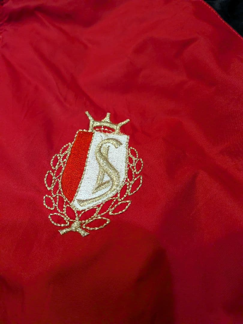 ヴィンテージadidasスタンダール・リエージュベンチコート レッド