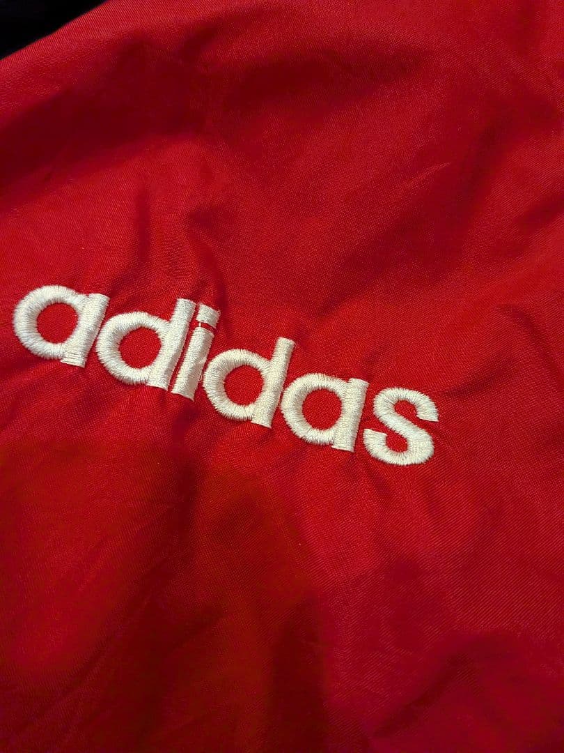 ヴィンテージadidasスタンダール・リエージュベンチコート レッド