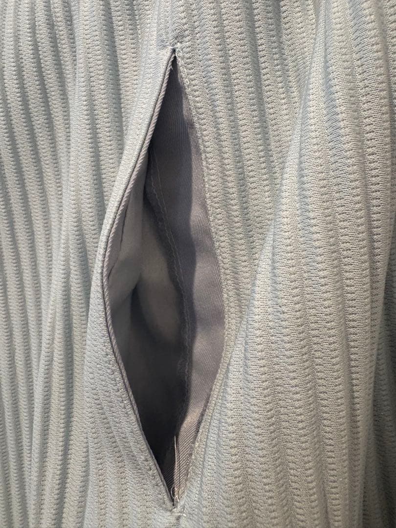 HOMME PLISSÉ プリーツパンツ HP11JF113 サイズ2