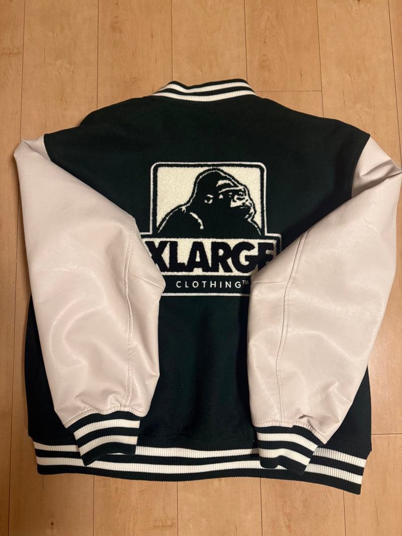 XLARGE スタジャン XL ダークグリーン/ホワイト