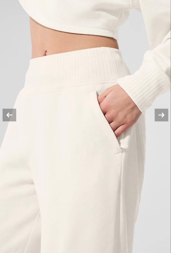 alo セレニティ ワイドレッグ スウェットパンツ アイボリー