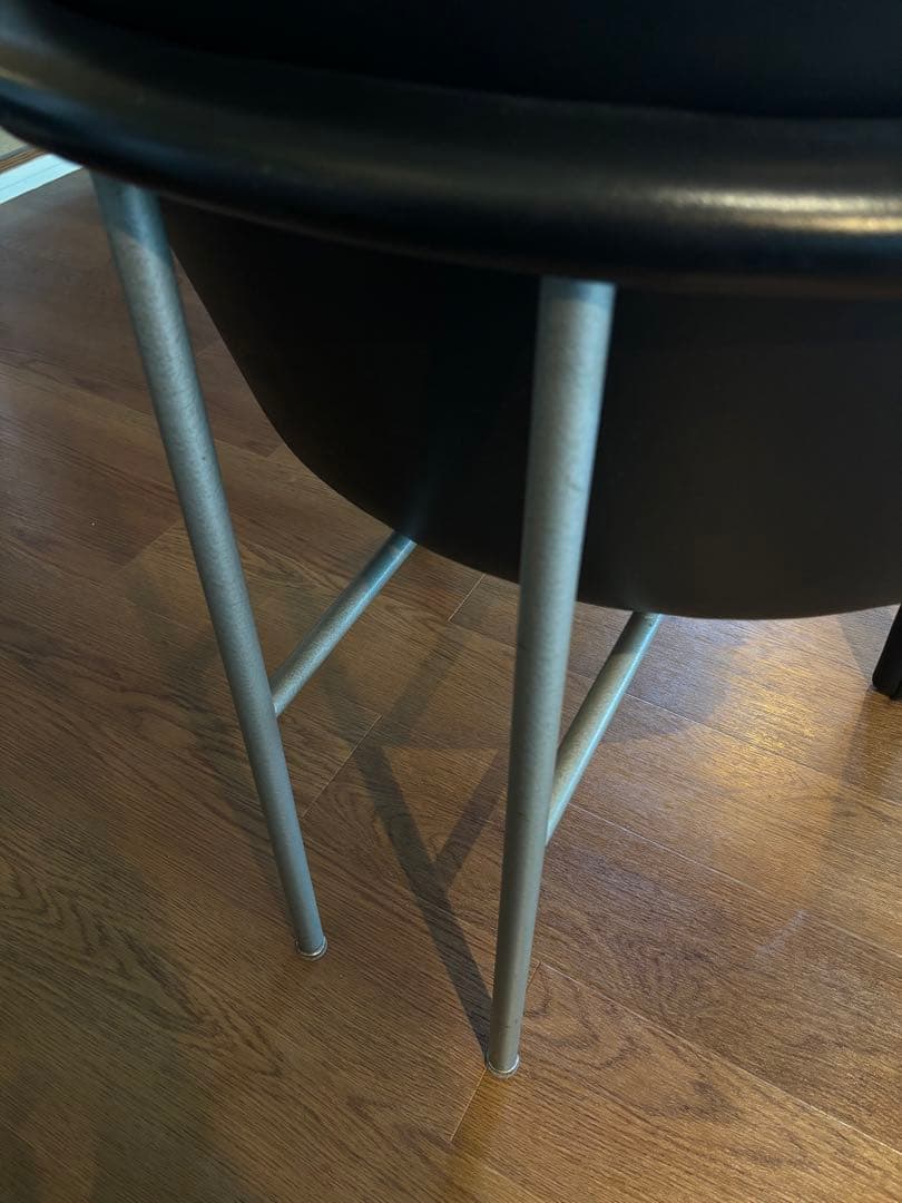 ビンテージレザーアームチェア①