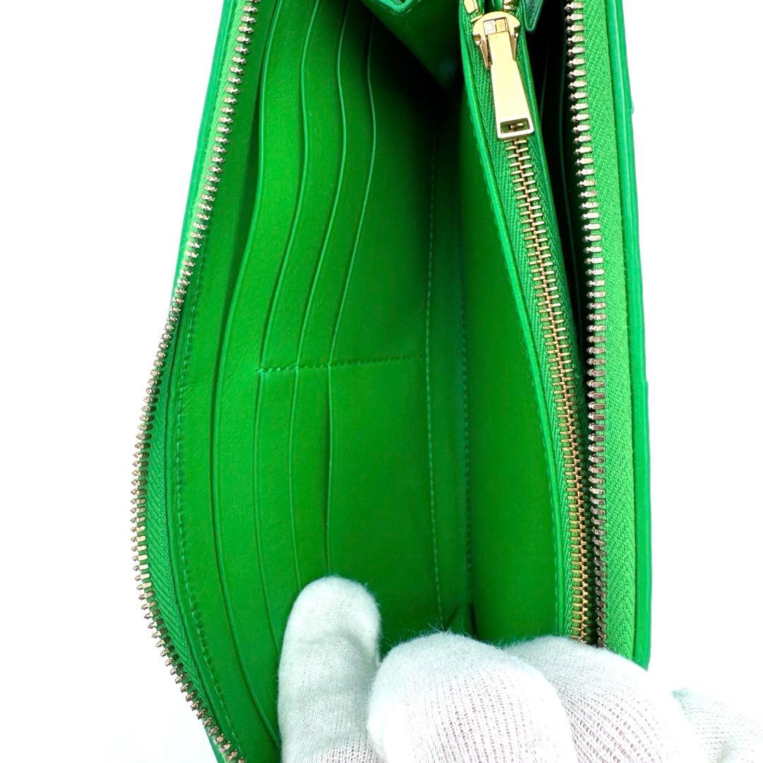 ボッテガヴェネタ マキシイントレチャート カセット 長財布 ジップアラウンド