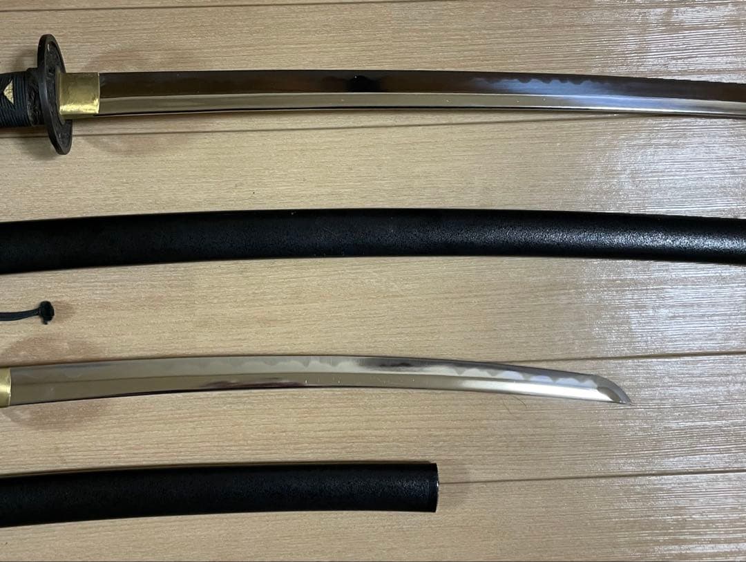 ハチワレ　模造刀　居合刀　太刀　脇差　刀掛け　武具　U0331