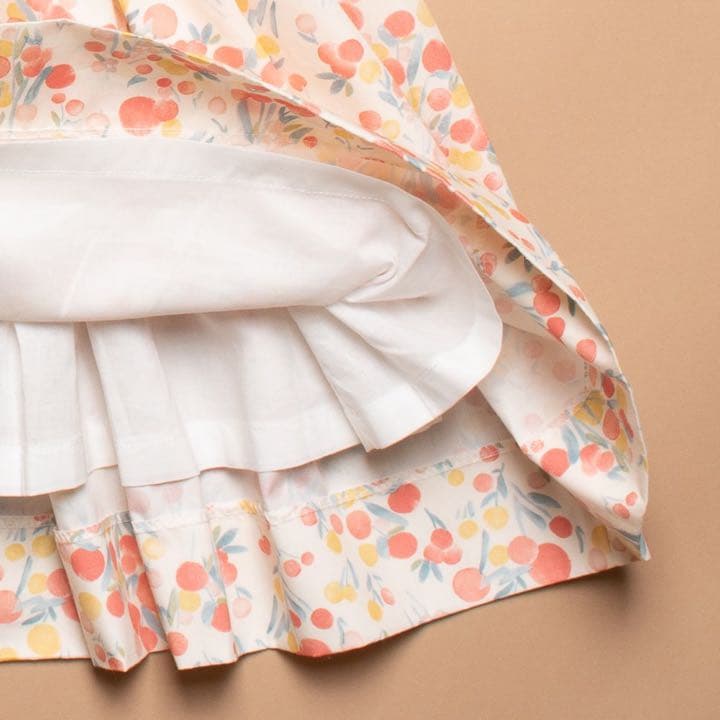 新品アマイアキッズ　スモッキングワンピース　10Y