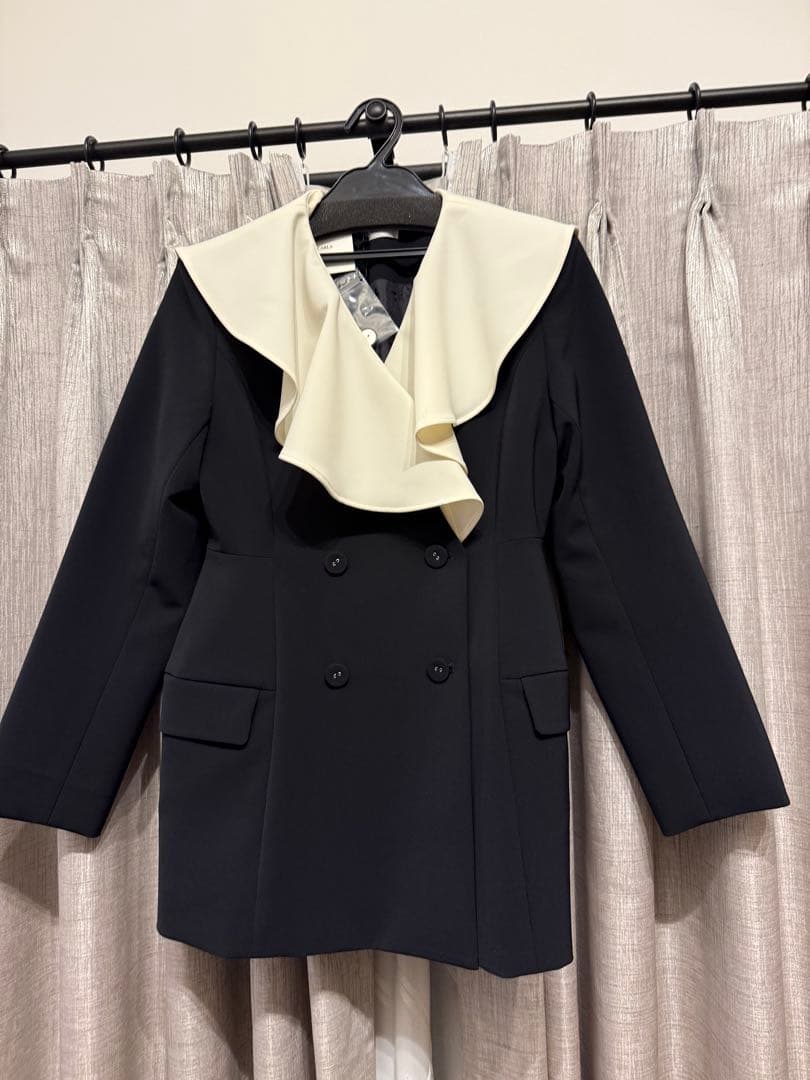 CARLA 2wayぺプラムジャケット　ネイビー