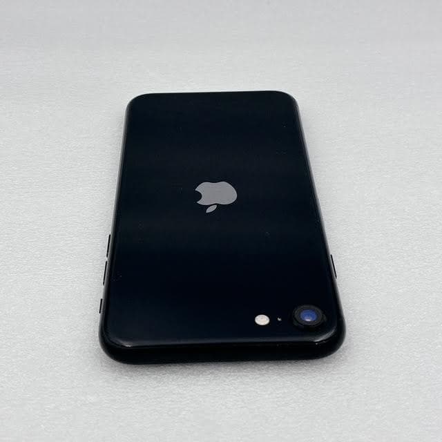 【極美品】iPhone SE (第3世代) 64GB SIMフリー ブラック
