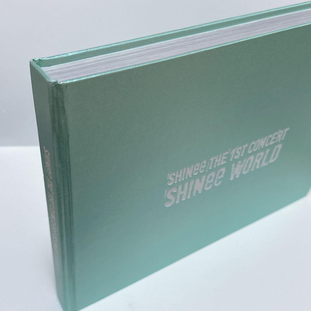 SHINee WORLD 1st concert 写真集 ライブ DVD