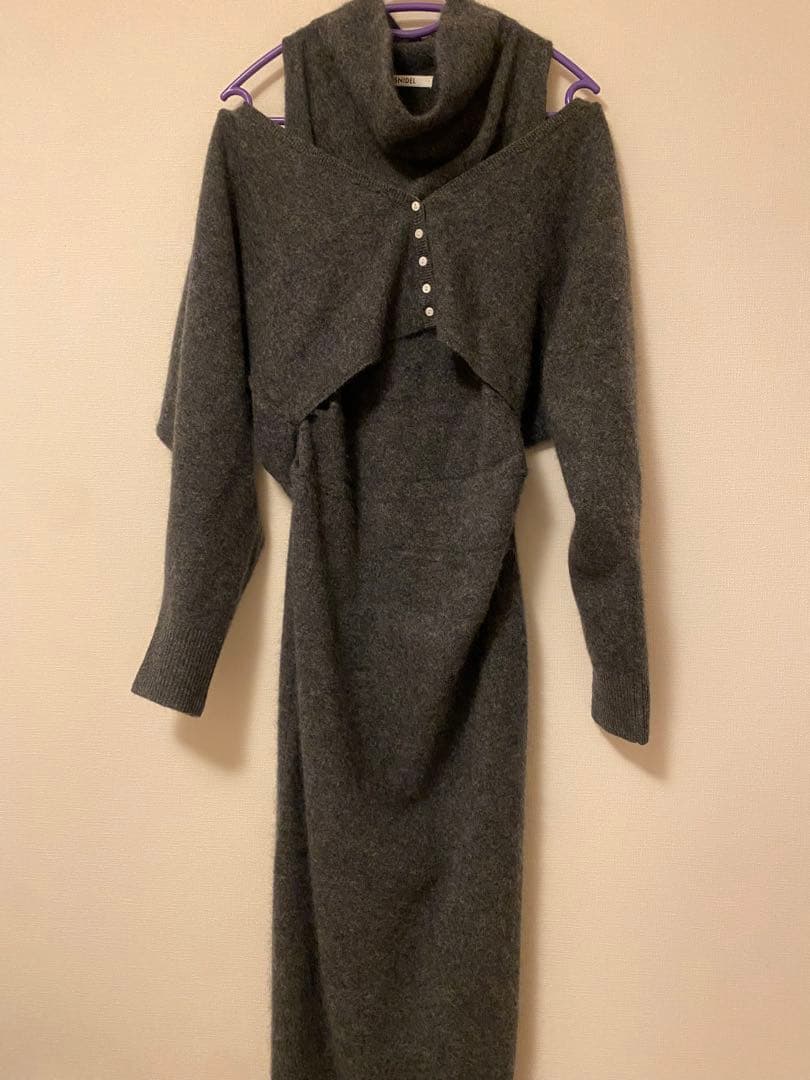 メリノウールアメスリニットワンピース、ファインメリノウールショートカーディガン