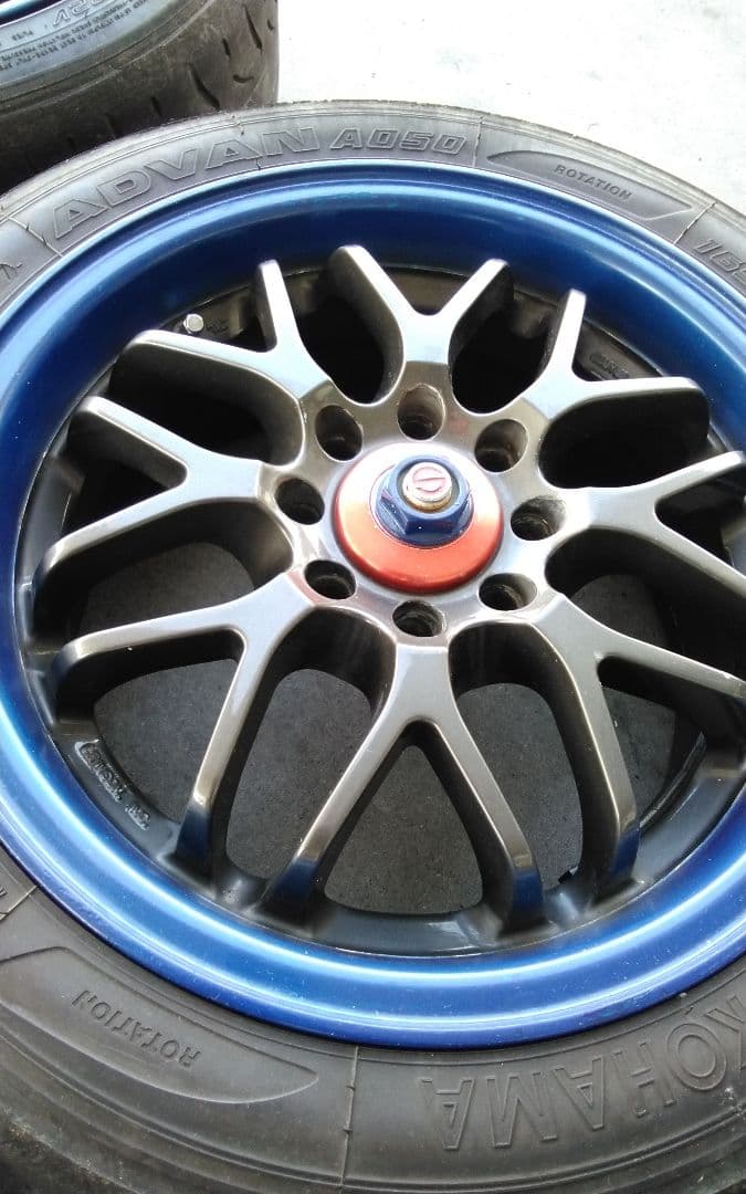 レーシングスパルコのメッシュホイール6JJ×14 100 4H特殊ナット付属