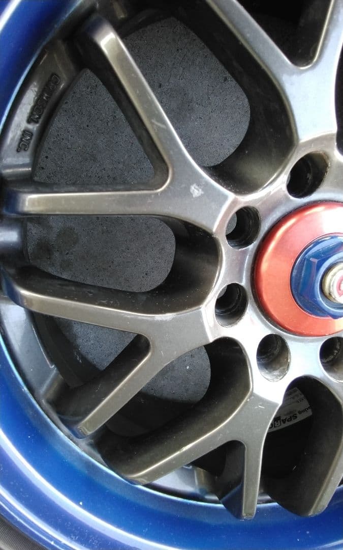 レーシングスパルコのメッシュホイール6JJ×14 100 4H特殊ナット付属