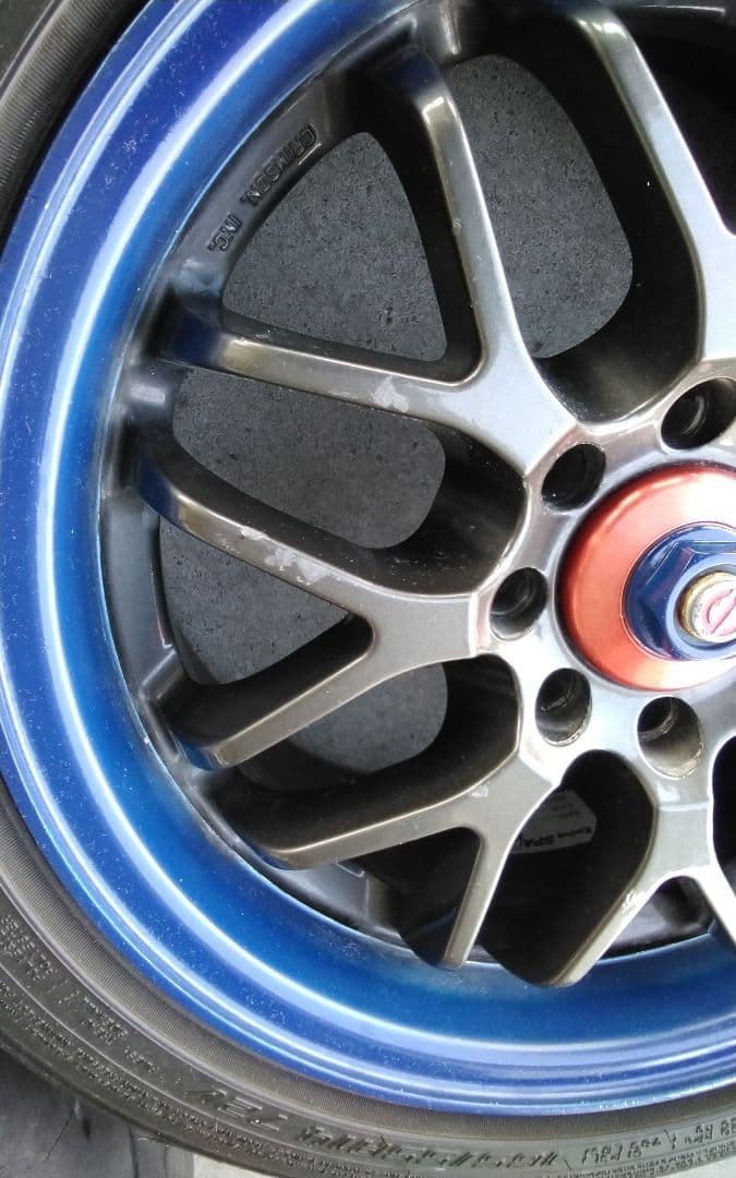 レーシングスパルコのメッシュホイール6JJ×14 100 4H特殊ナット付属