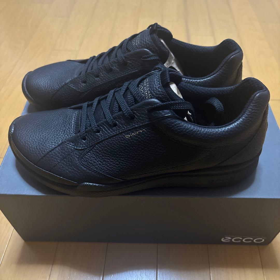 新品！バイオム ハイブリッド スパイクレス　42 ブラック