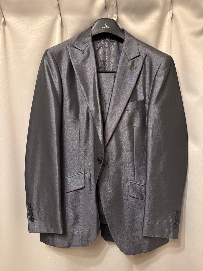 【GARNIER】光沢 スーツ セット (ジャケット、ベスト、パンツ)