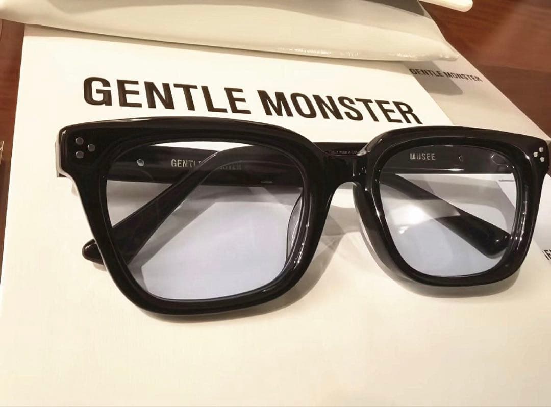 GENTLE MONSTER MUSEE ブラックサングラス