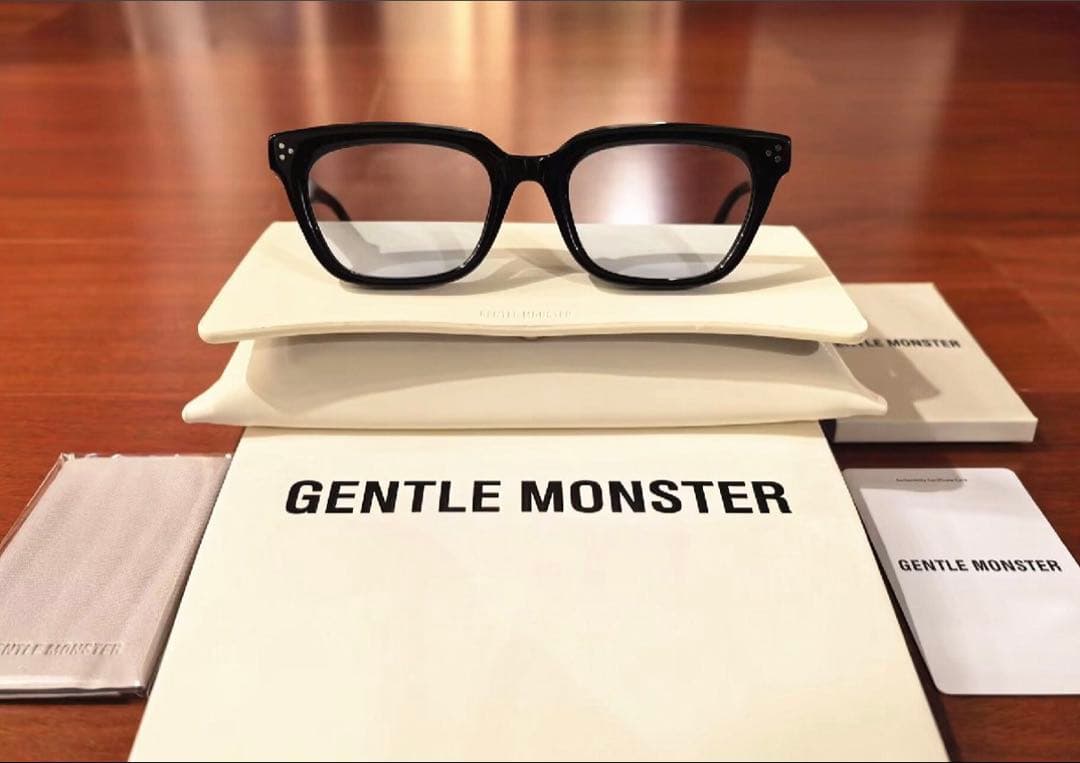GENTLE MONSTER MUSEE ブラックサングラス