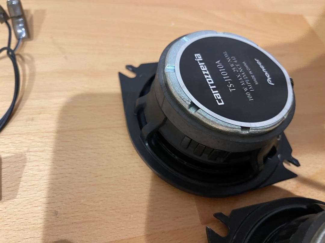 carrozzeriaカロッツェリアTS-J1010A 10cmスピーカー{z}