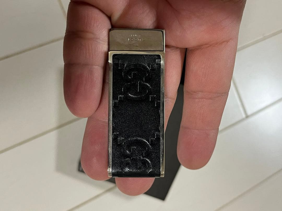【美品】GUCCI ブラックレザー マネークリップ