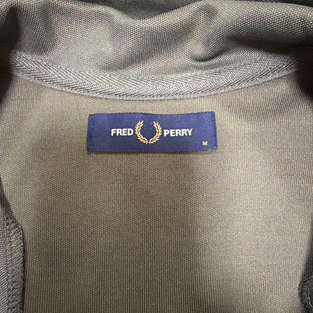 フレッドペリー トラックジャケット カーキMサイズ