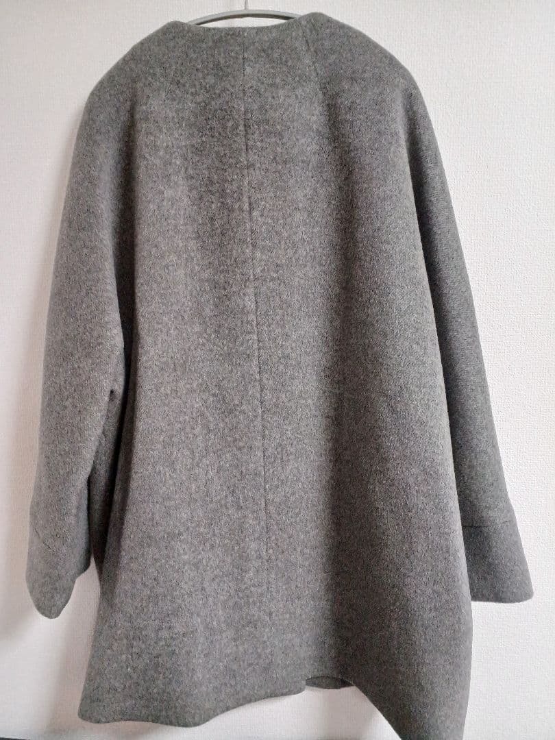 【新品未使用】ティッカ　TICCA　ノーカラーテントコート　グレー