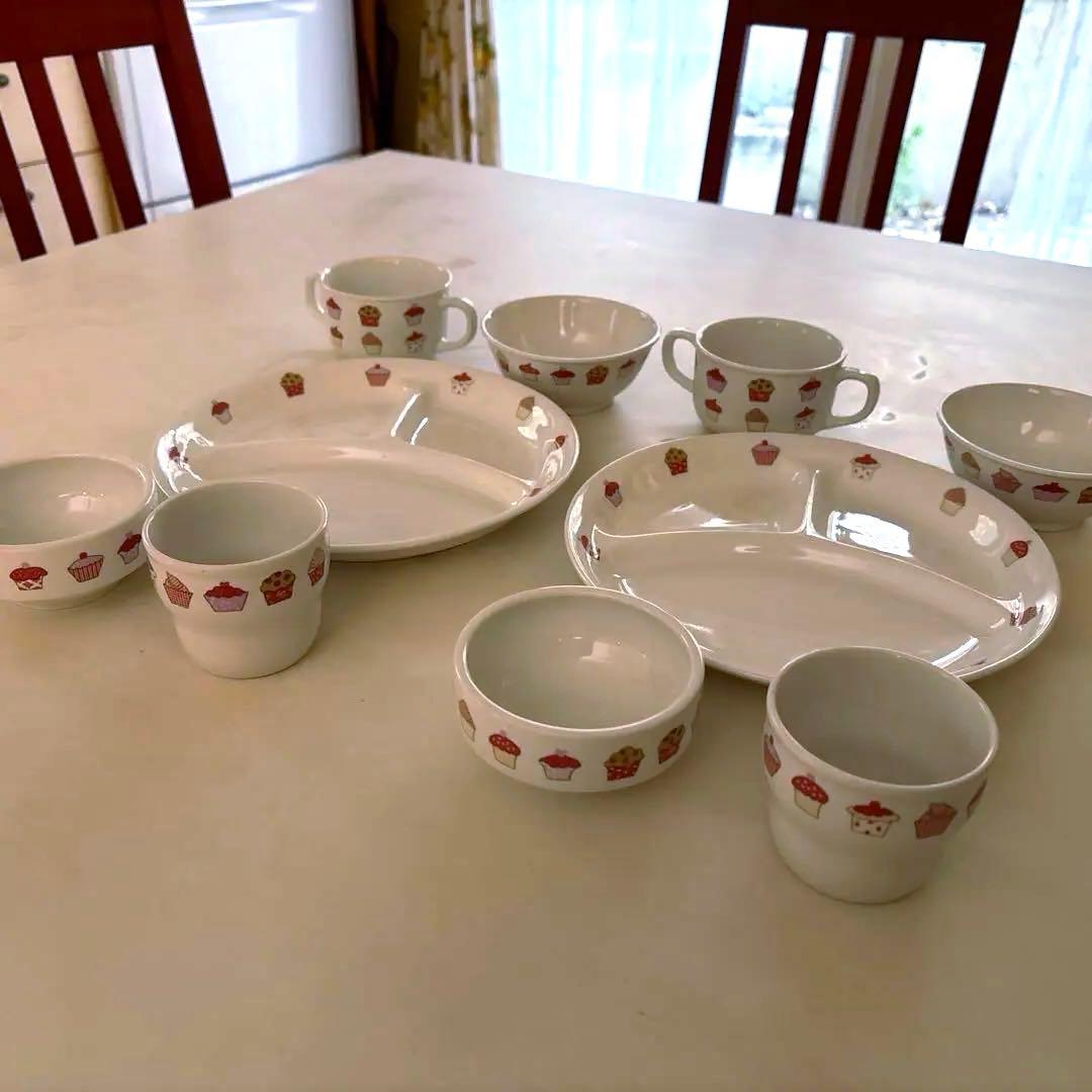 ローラアシュレイ　陶器子供用食器セット カップケーキデザイン 5点セット2組