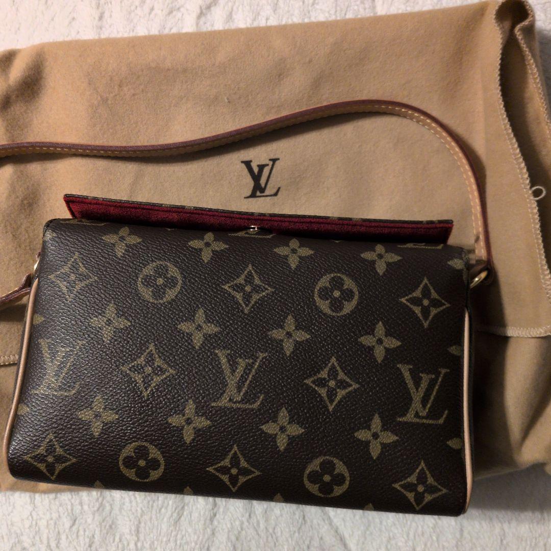 【完全未使用ルイヴィトン　レシタル　モノグラム　LOUIS VUITTON