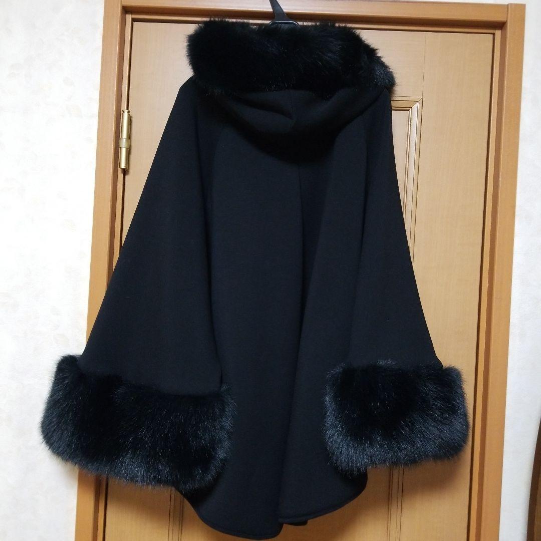 【新品未使用】ブラックファーポンチョ