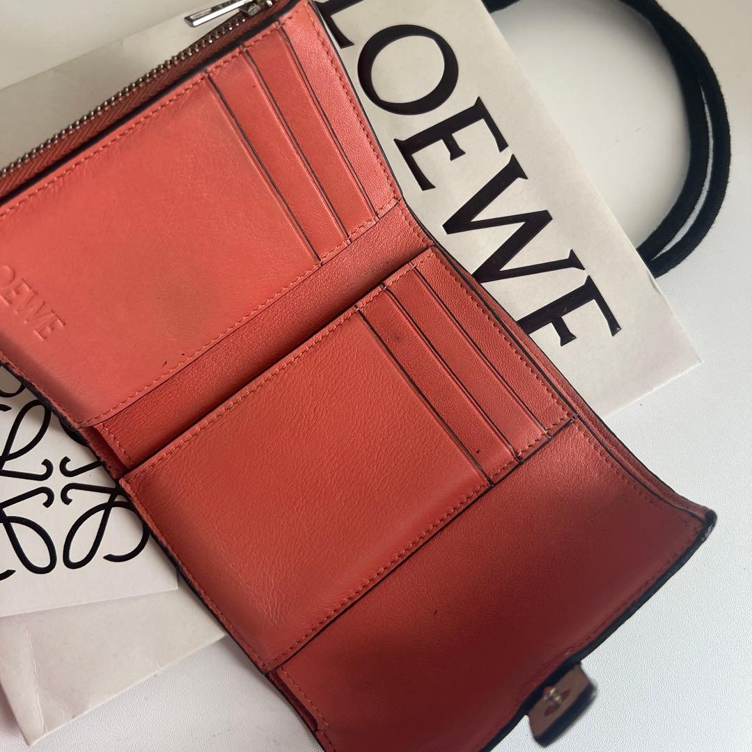 33 美品 LOEWE ロエベ 3つ折り財布