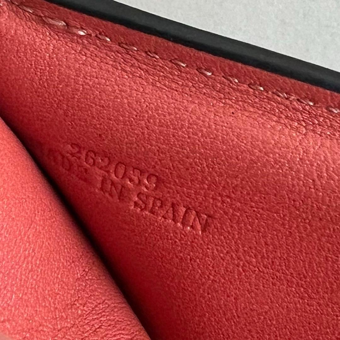 33 美品 LOEWE ロエベ 3つ折り財布