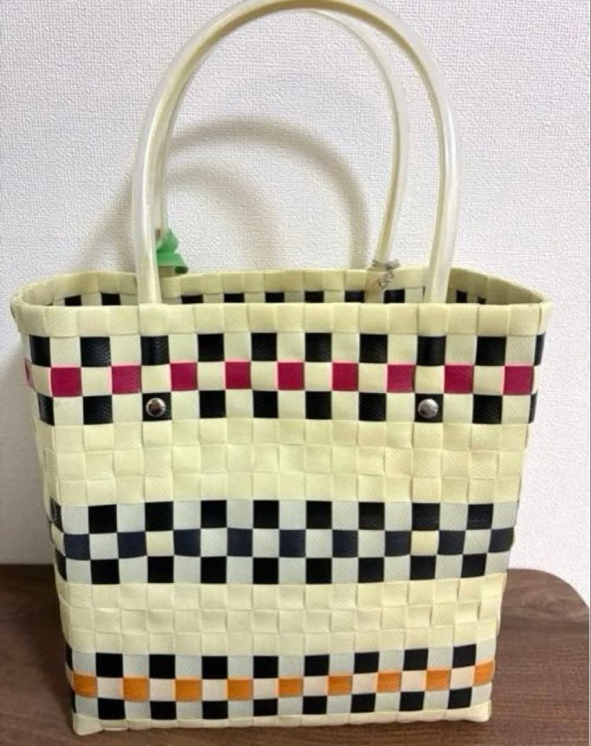 【新品】マルニマーケット　MARNI バスケットバッグ　アイボリー　かごバッグ