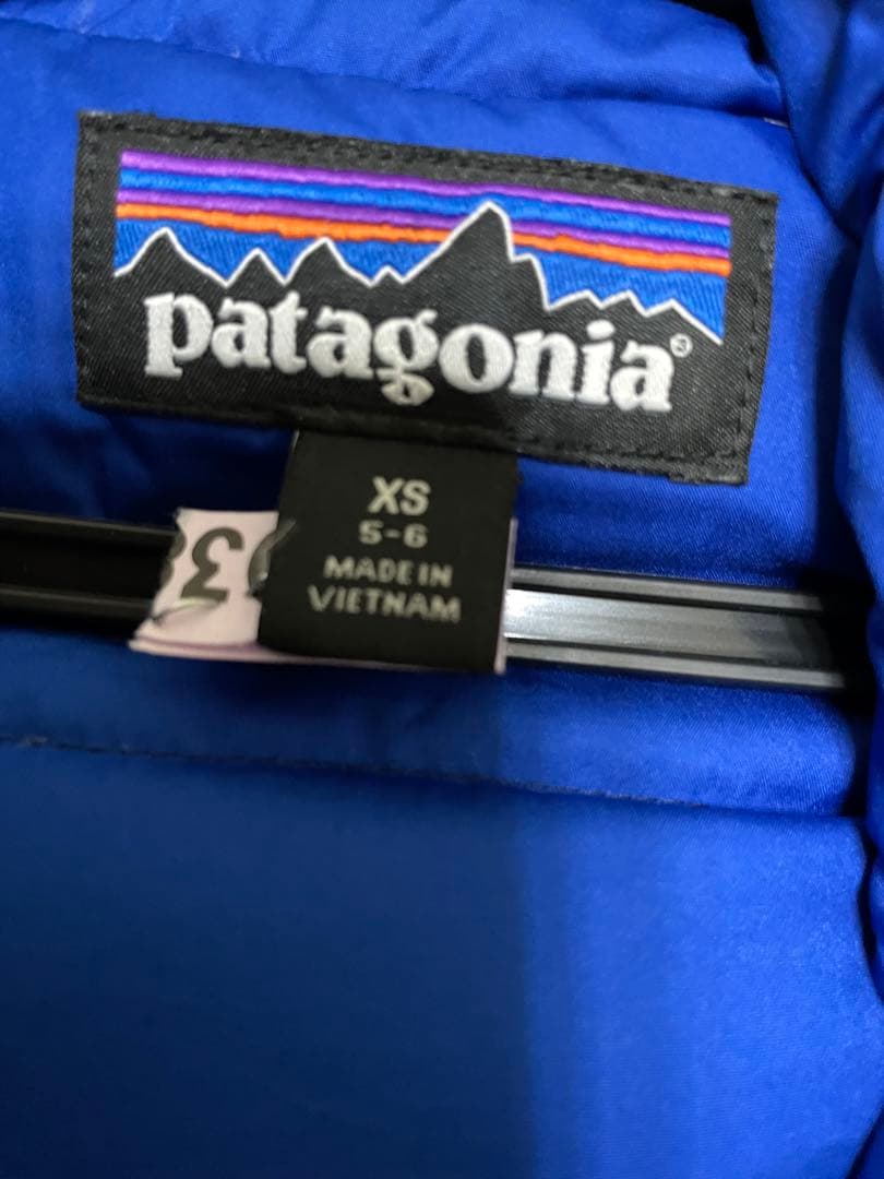 パタゴニア　キッズ　ダウンジャケット　XSサイズ