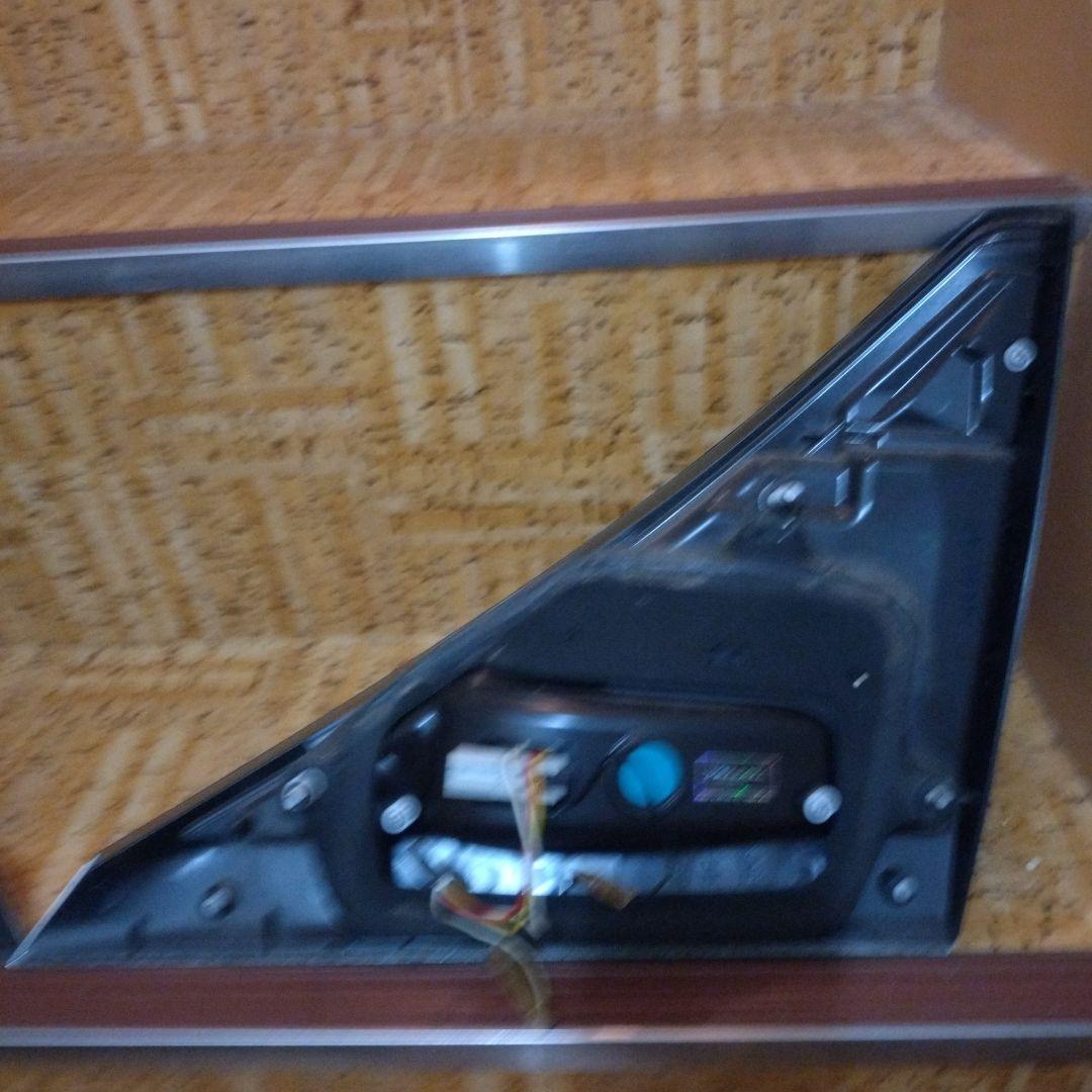 アルファード　20系　ヴァレンティ　LEDテール