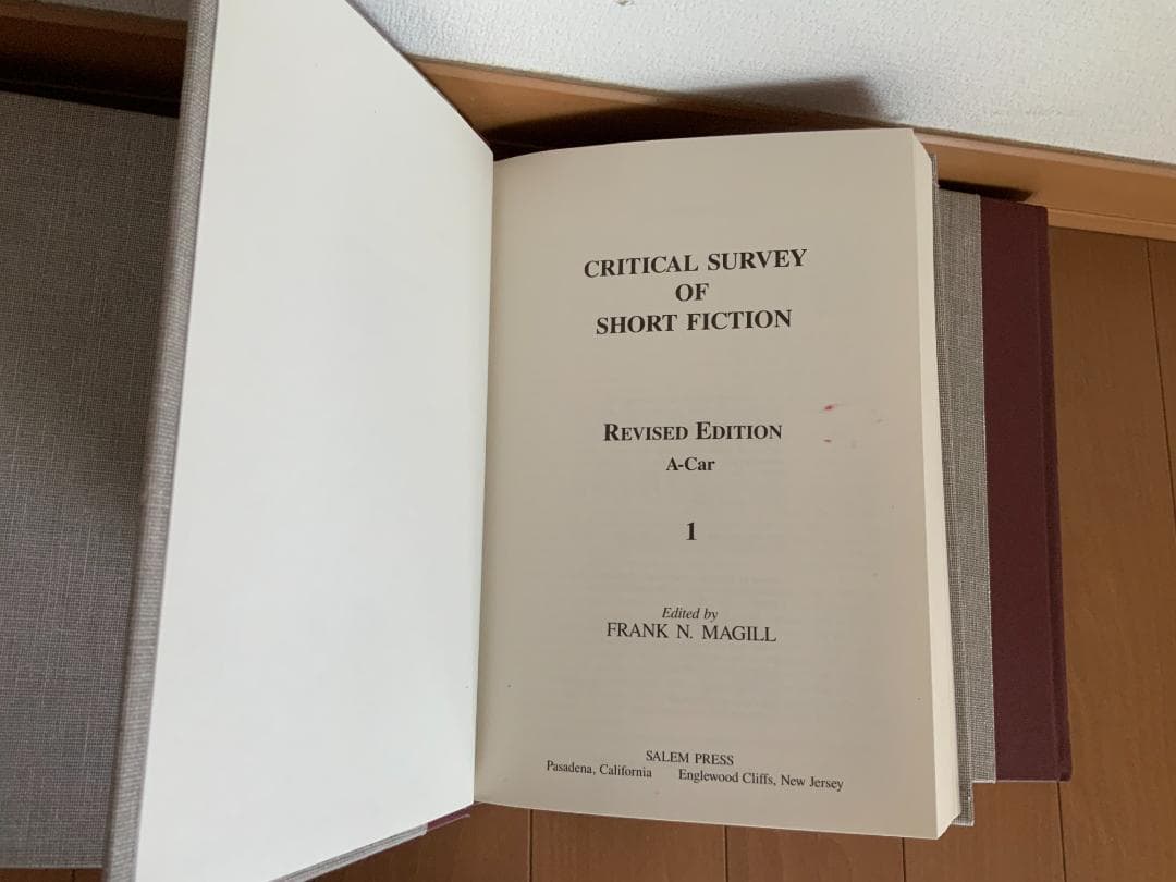Critical Survey of Short Fiction 全７巻