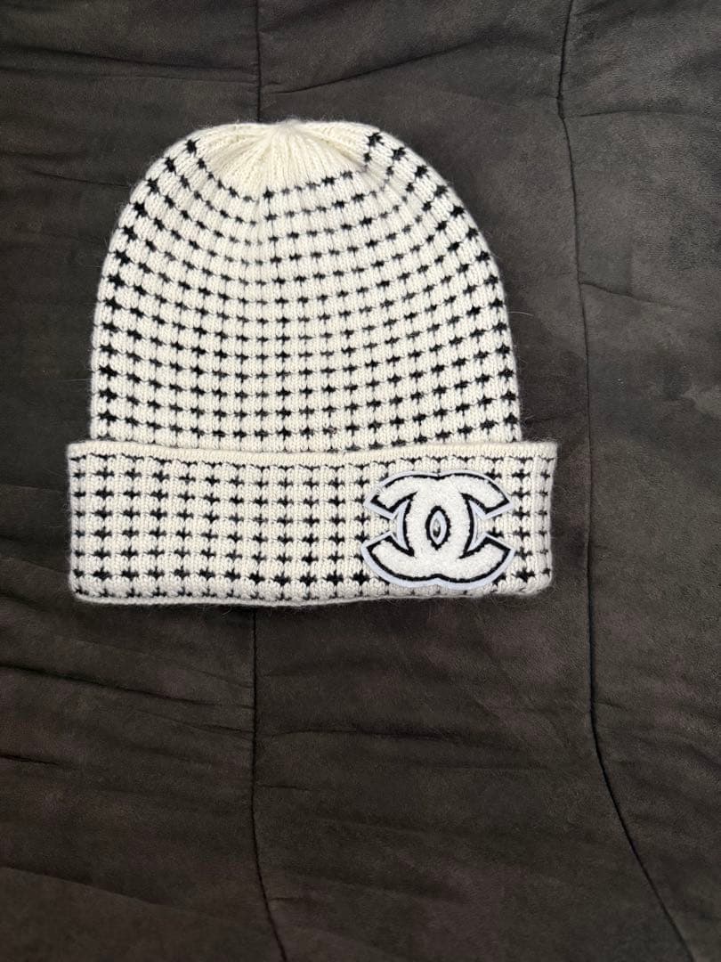 CHANEL チェック柄ニット帽　新品　未使用