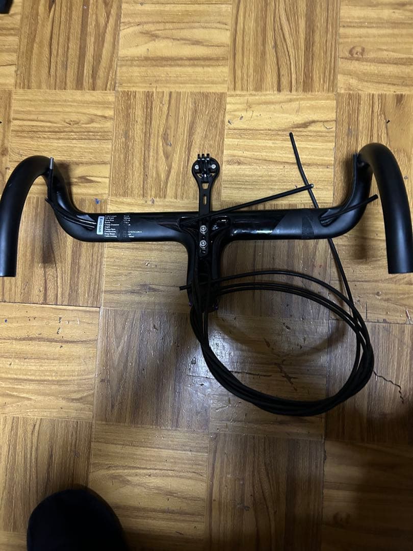 エルブス純正　ステム一体型カーボンハンドル