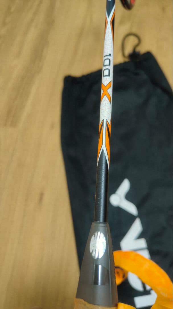 Victor 100X バドミントンラケット 専用ケース付き