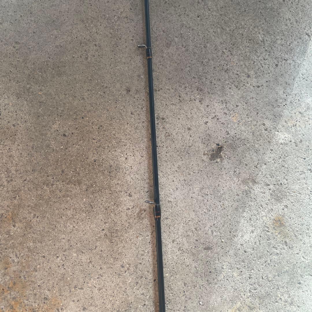 フィッシングロッドとベイトリールセット　メガバス