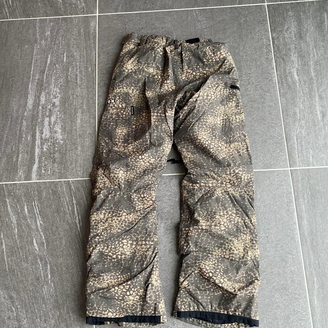 burton キッズスノーボードウェア　カーゴパンツ