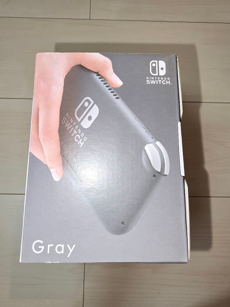 ★任天堂　Switch　ライト　本体　グレー　新品未使用