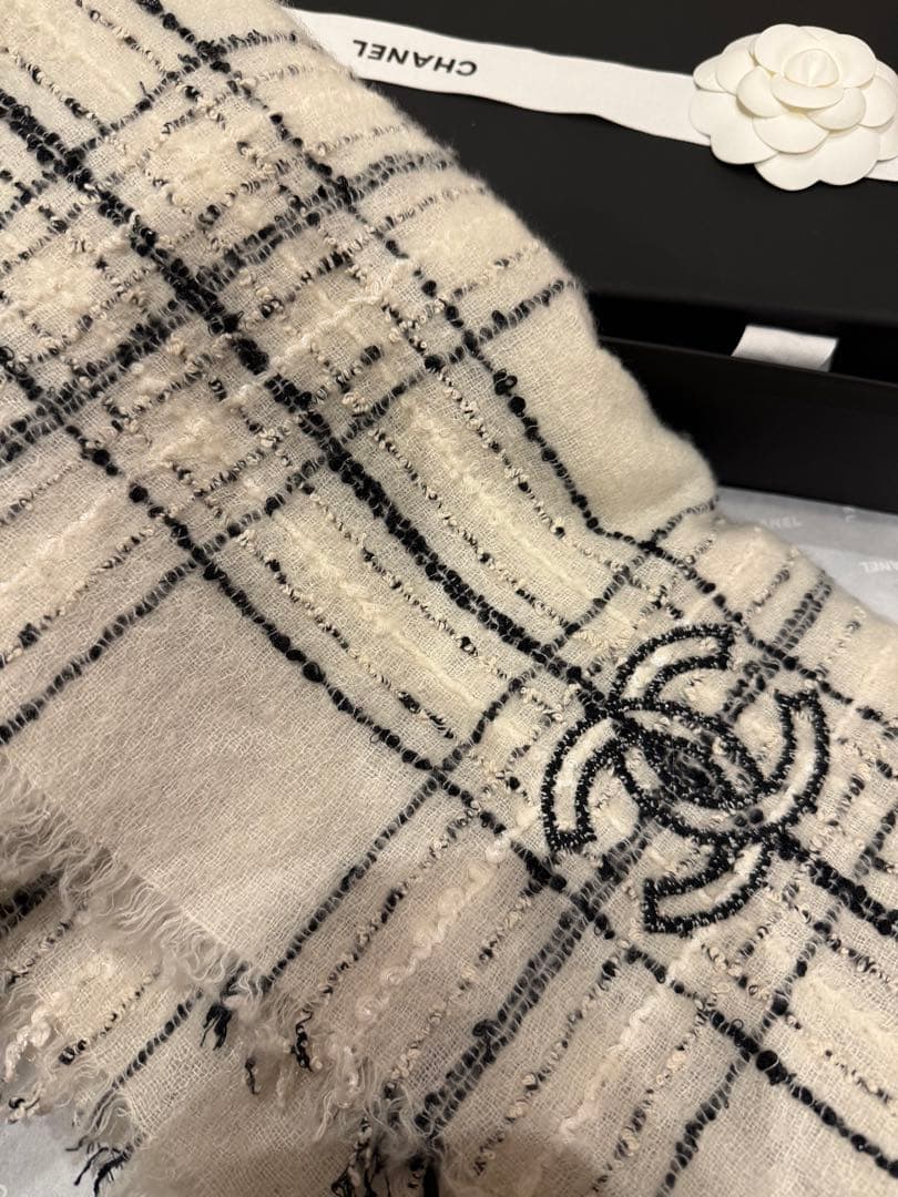 CHANEL 大判ストール　ツィードマフラー