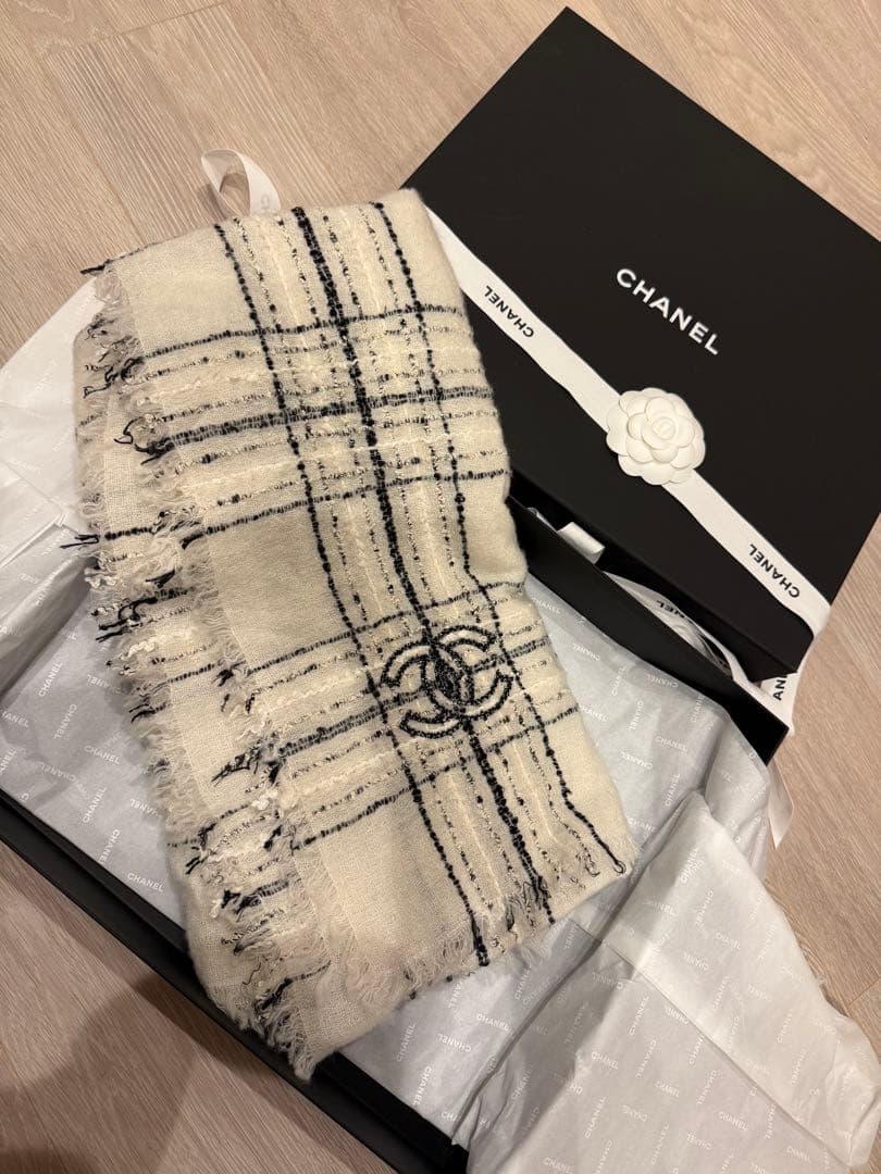 CHANEL 大判ストール　ツィードマフラー