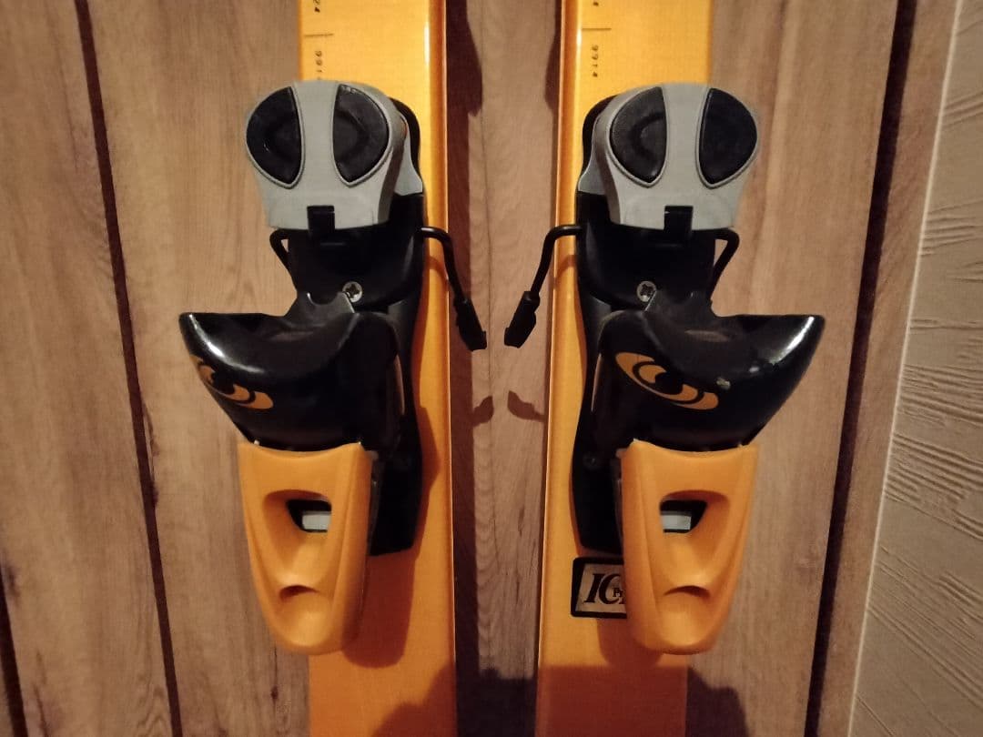 Salomon 1080 テンエイティ177