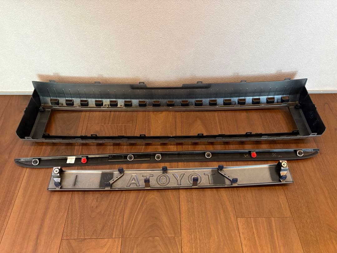 トヨタ ランクル250 グリル ボンネットガーニッシュ リアガーニッシュ 3点