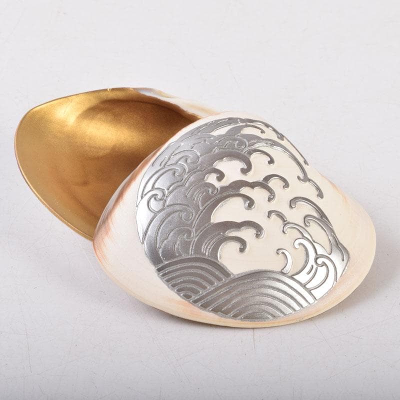 ジンジャー 　高橋正良作　浮彫　波月蒔絵　蛤香合　共箱　C　8518